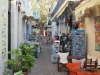 Lesbos-Petra-winkelstraat-600