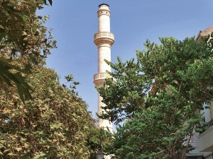 Minaret in de wijk Splanzia in Chania