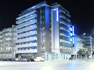 Rotonda Hotel Thessaloniki buitenzijde