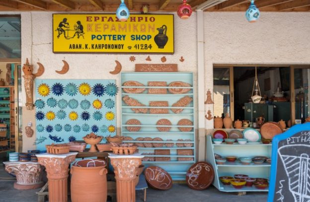 Aardewerk in Koumaradei op Samos