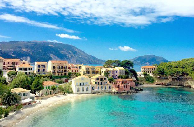 Kustplaats Assos op eiland Kefalonia