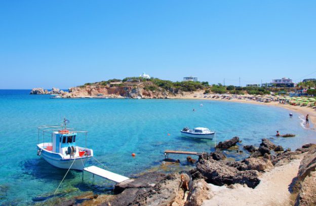Kustplaats Finiki op Karpathos