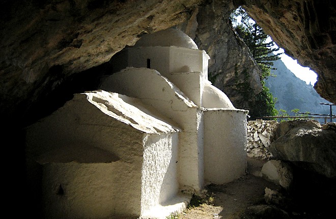 Panagia Makrini kapel in een grot op Samos