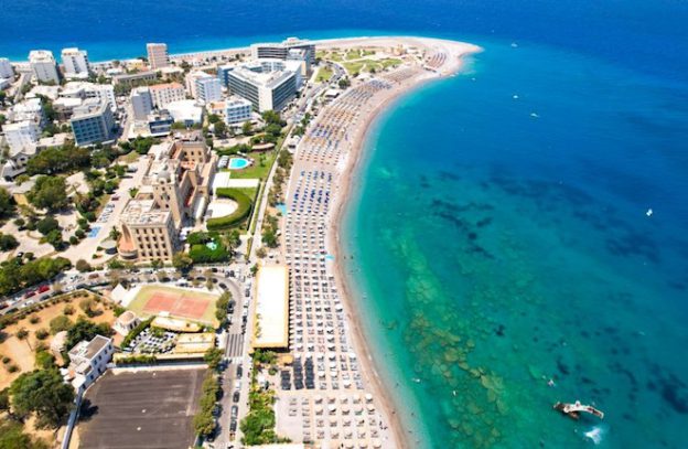 Strand Elli Beach in Rhodos stad