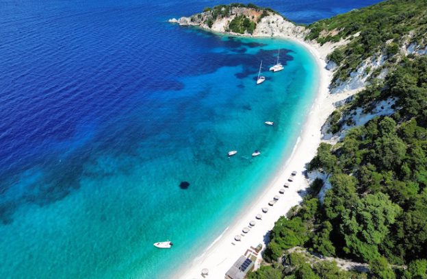 Gidaki beach op eiland Ithaki