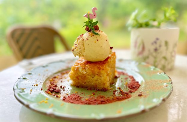 Lokaal dessert bij restaurant En Kefalinia