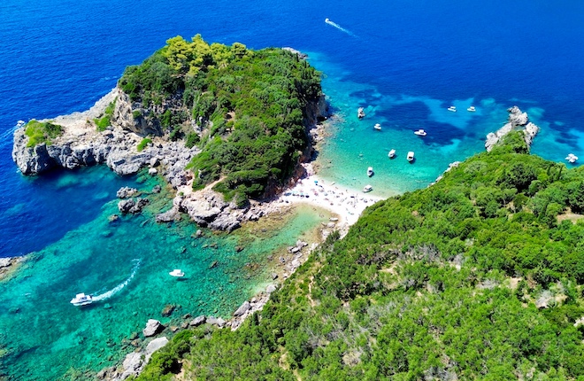 Limni beach op Corfu bij Paleokastritsa