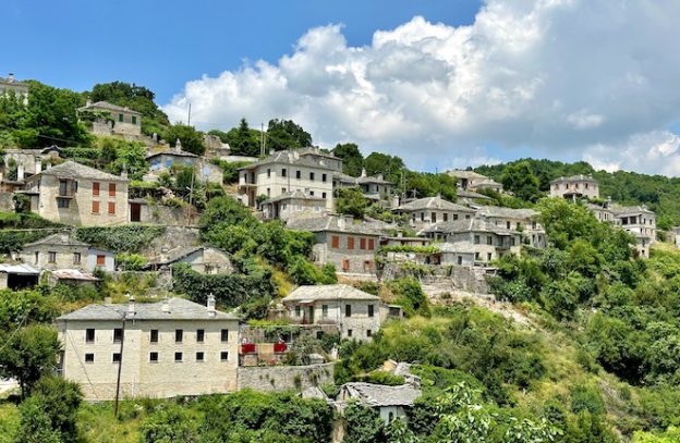 Zagori gebied in Epirus op werelderfgoedlijst UNESCO