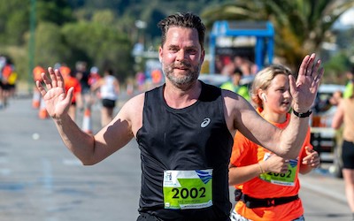 Bas tijdens halve marathon van Rhodos in 2023