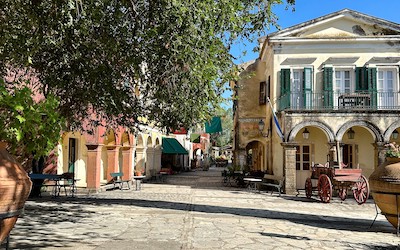 Danilia village op Corfu als decor voor series en films