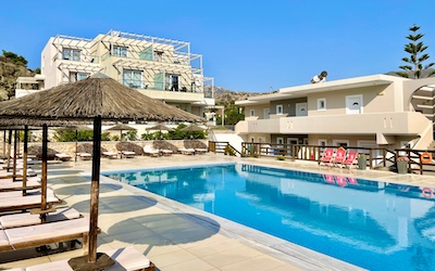 Kleinschalig appartementencomplex met zwembad in Griekenland