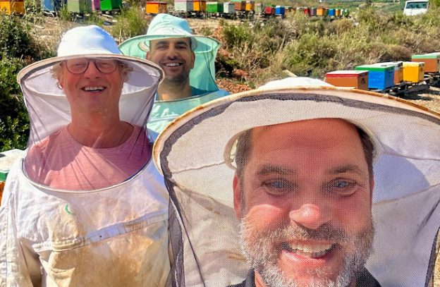 Bij de imker in Episkopi op Kreta voor honing