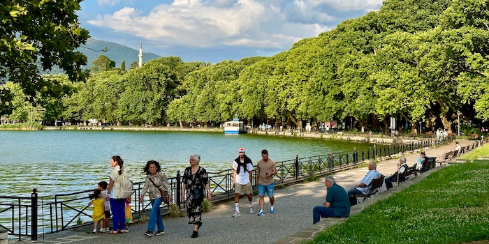 Ioannina Griekse stad aan het meer