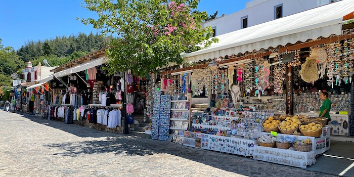 Winkeltjes in bergdorp Zia op Kos