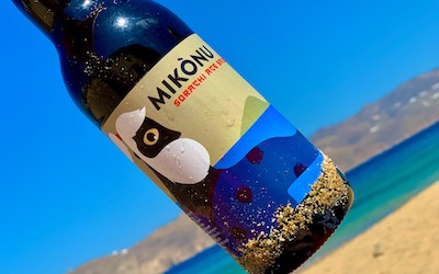 Lekker Mikonu bier uit Mykonos