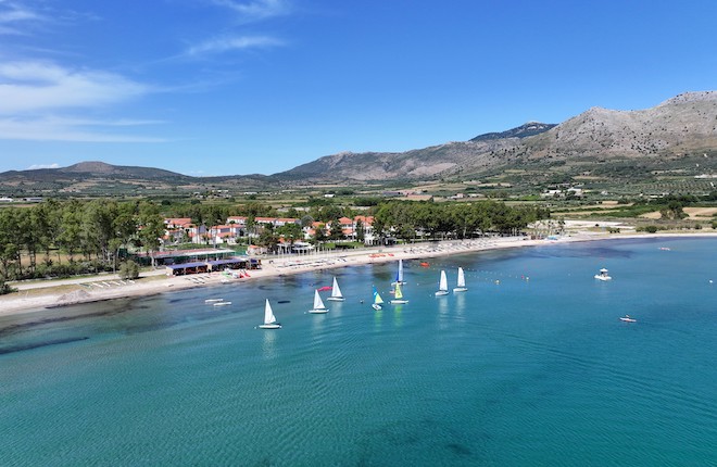 Pogonia het Potamaki beach vanuit de lucht