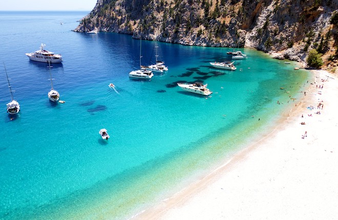 Agios Georgios Dysalonas beach op Symi