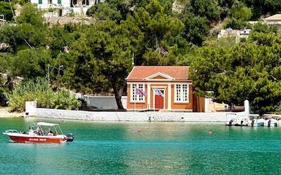 Muziekschooltje uit Maestro in Blue in Lakka op Paxos