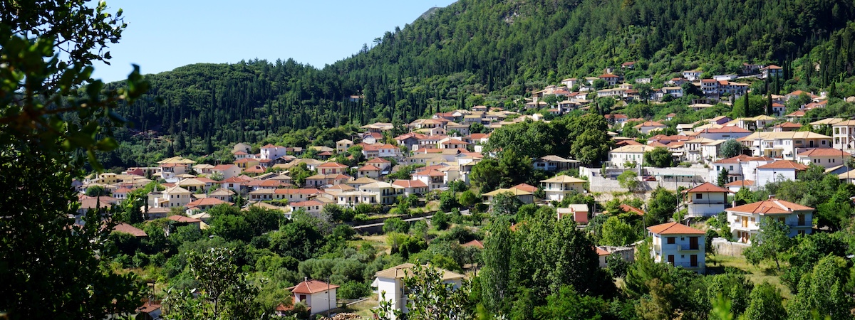 Englouvi Lefkas dorp.jpg