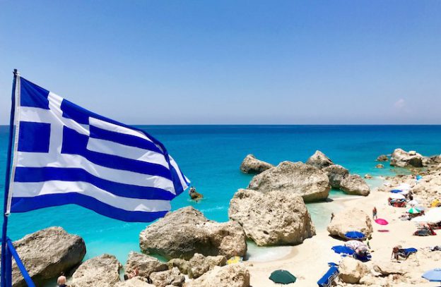 Megali Petra beach op Lefkas