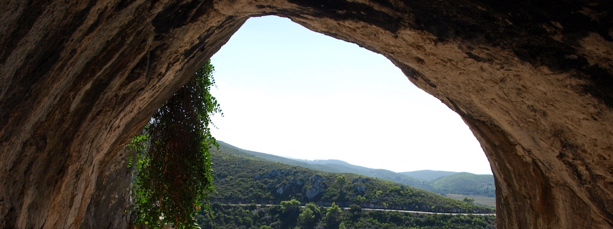 Damianos grot Agalas Zakynthos.jpg