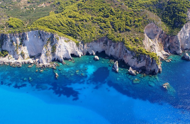 Plakaki beach langs de westkust van zakynthos