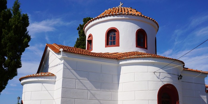 Agios Nikolaos kerk in het centrum van Skiathos-stad