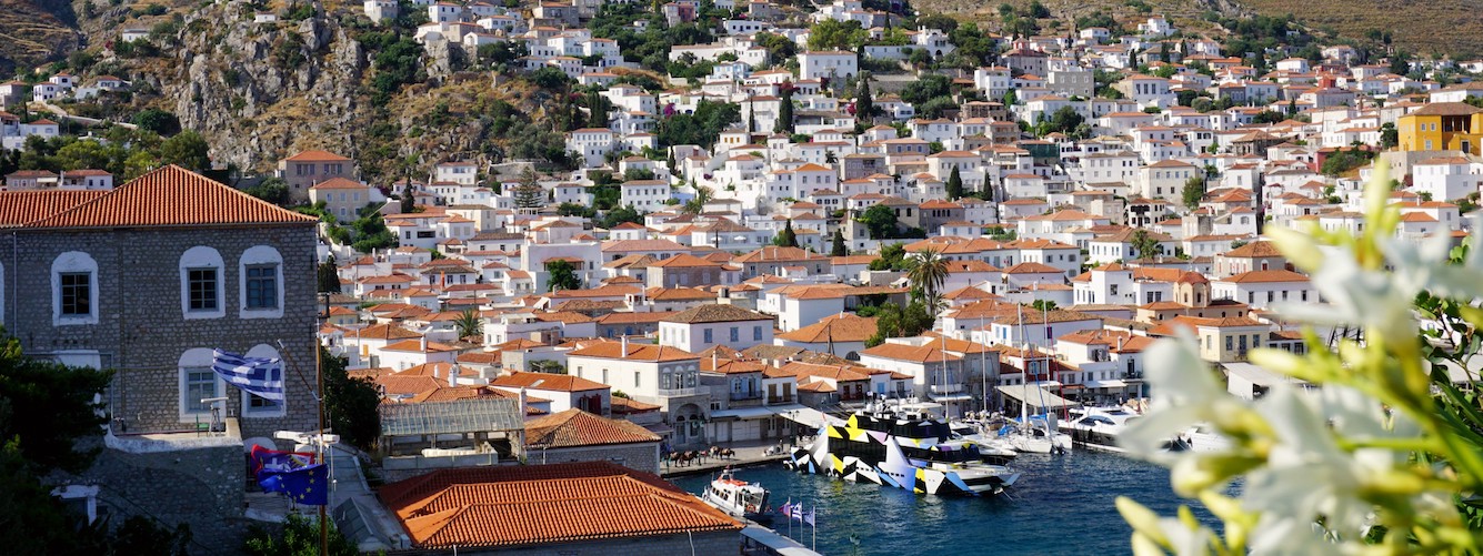 Hydra stadje haven.jpg