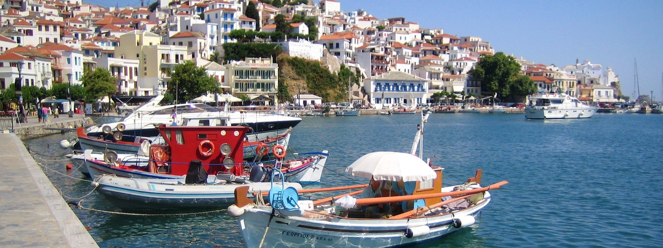 Skopelos Stad Boulevard.jpg