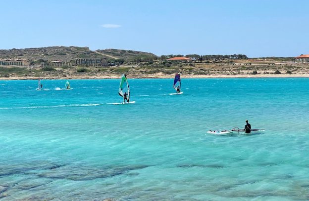 Wind- en kitesurfen op Griekse eiland Karpathos