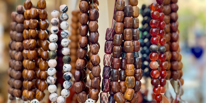 Komboloi van natuurlijke materialen in Griekenland