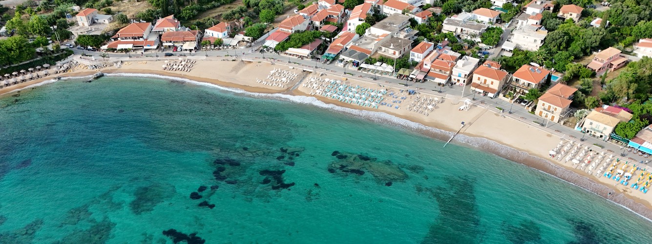 Stoupa strand boulevard Mani.jpg