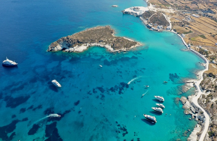Prassa beach op Kimolos vanuit de lucht