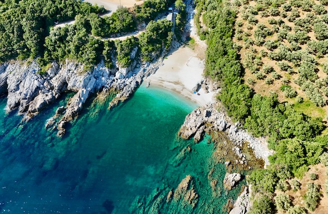 Lampinou beach in Pilion