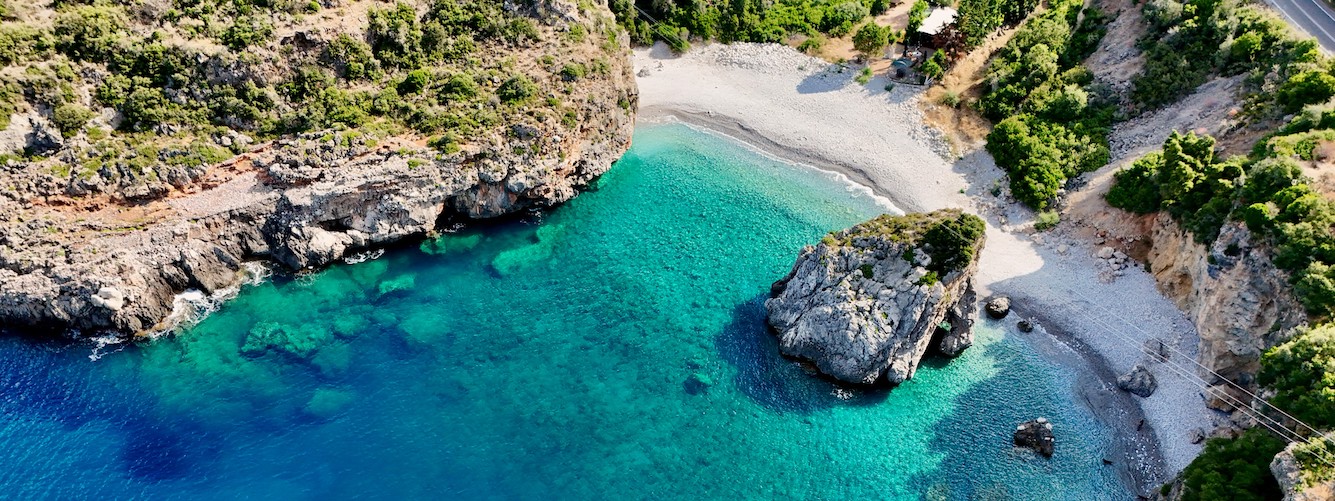 Foneas beach Mani Peloponnesos.jpg