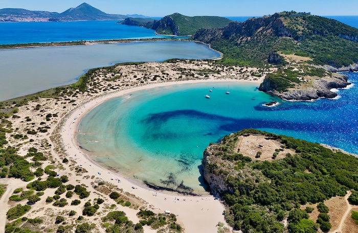 strand Peloponnesos tijdens vakantie in Griekenland